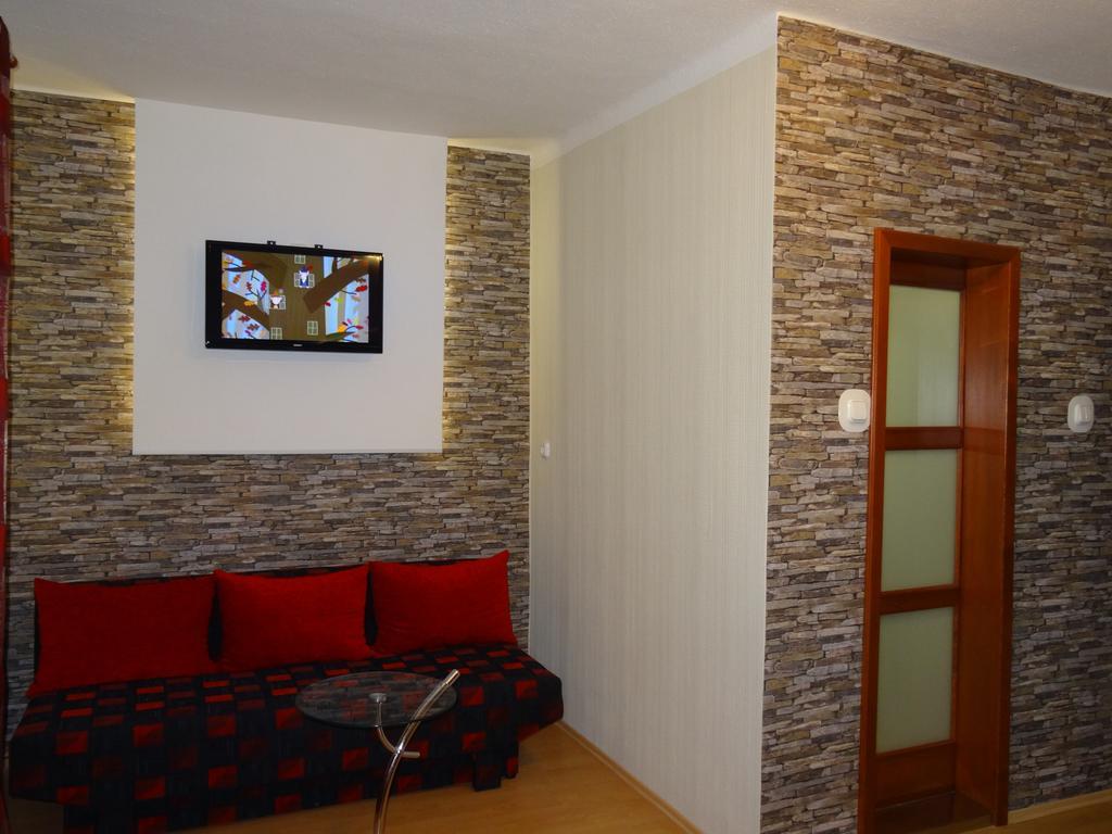 Fortuna Hotel Miskolc Exterior foto